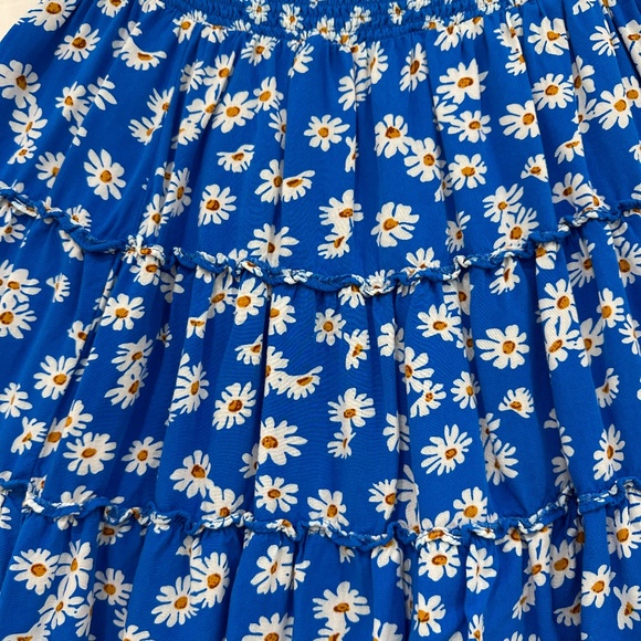 Skies Are Blue Ruffled Skirt - Picture 2 of 6